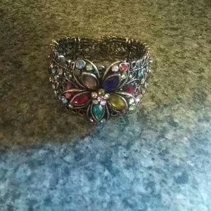 One size fits most bracelet- jeweled flower
